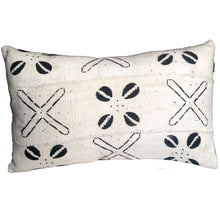 Load image into Gallery viewer, Pillow - Mudcloth White